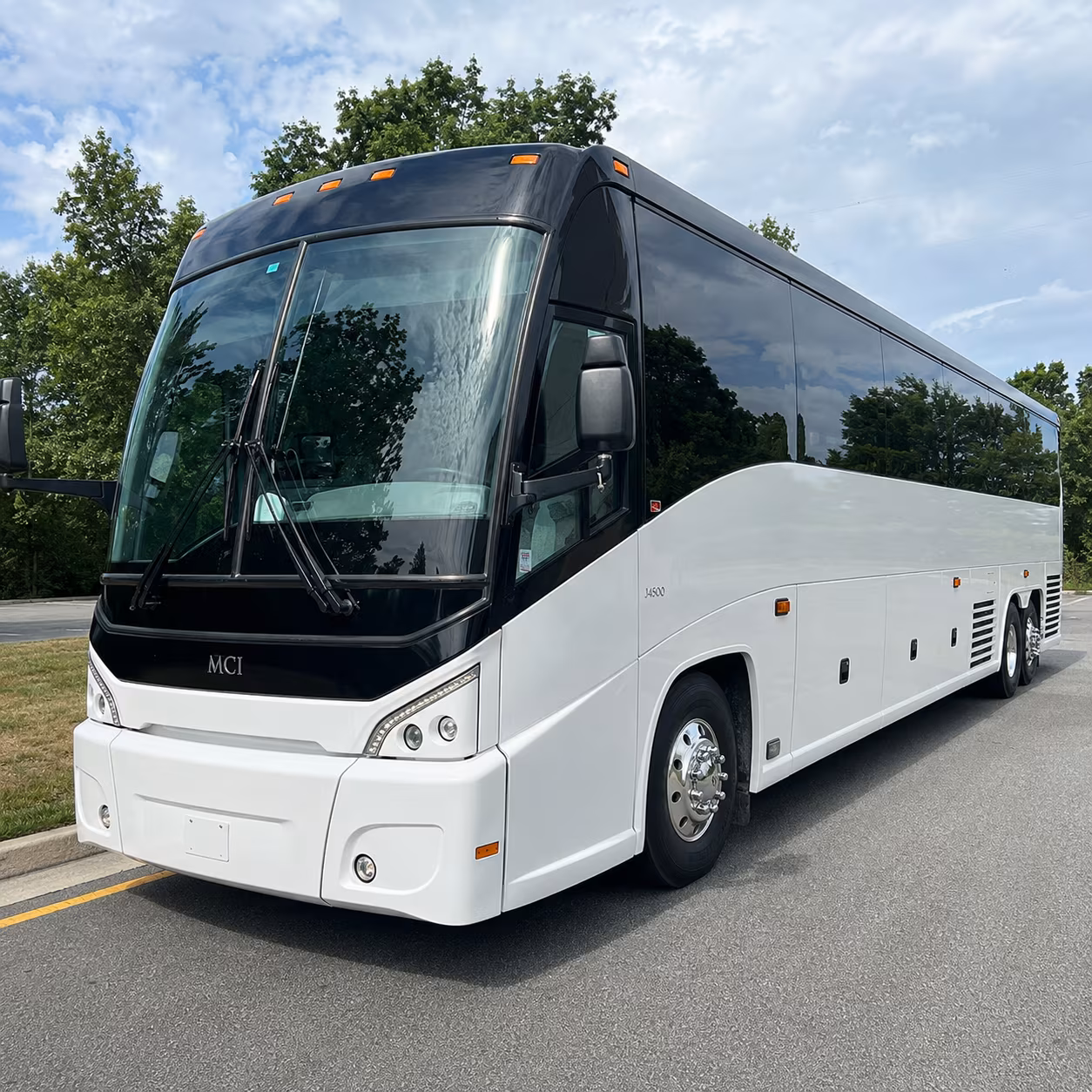 convention and conference shuttle buses at island grove regional park