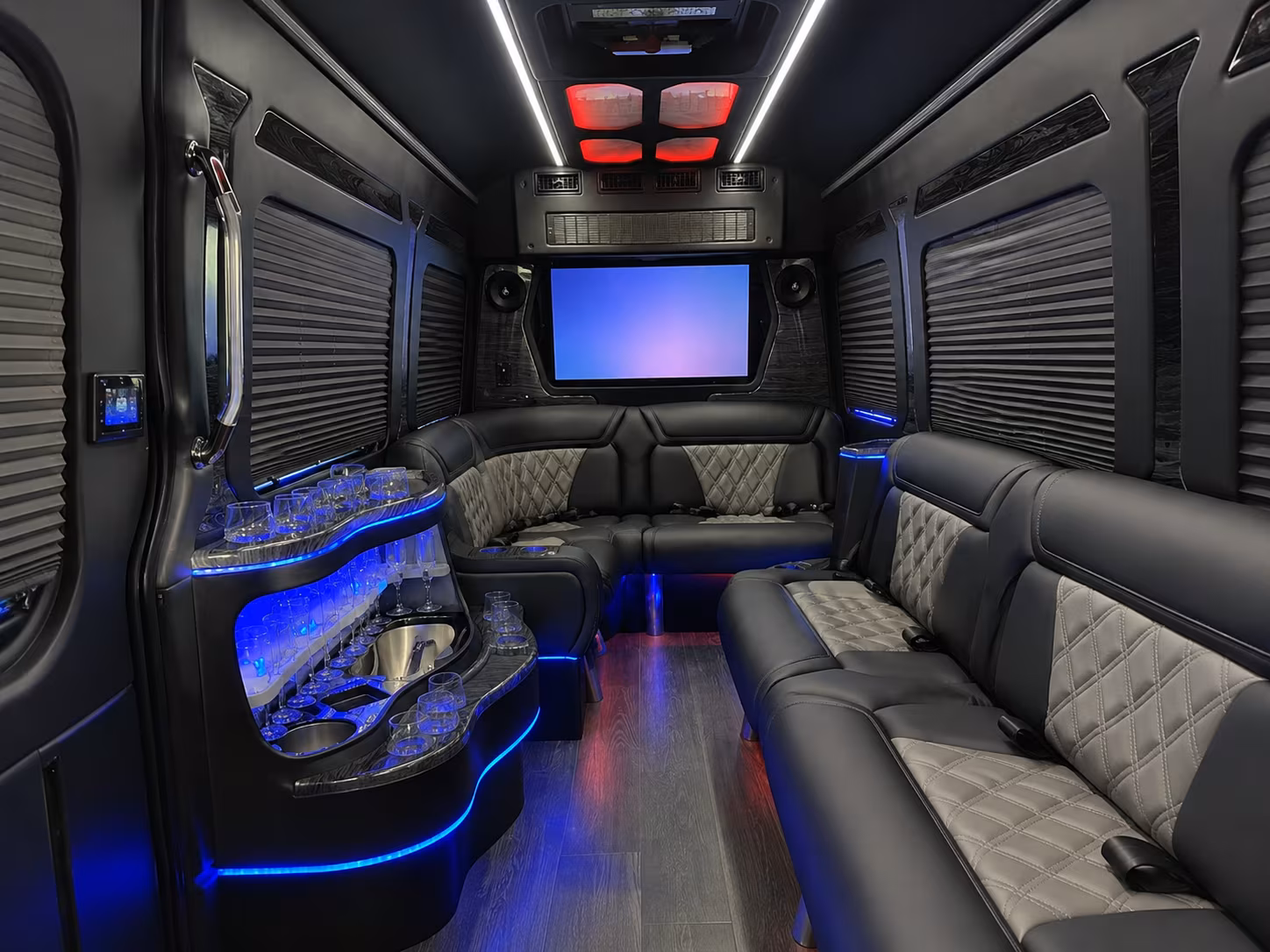 corporate and conference buses for greeley business events