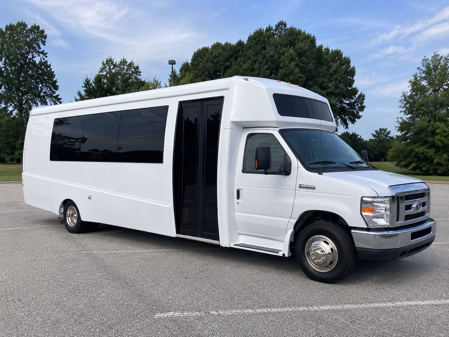 greeley 18 passenger party bus