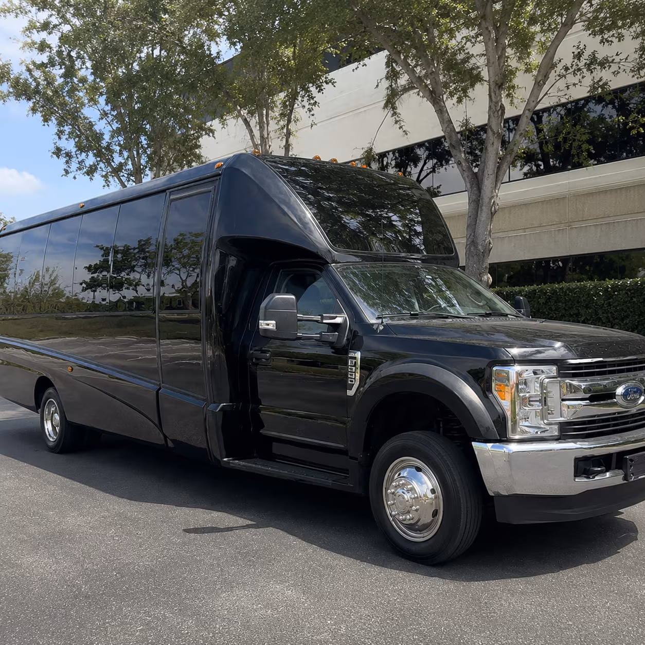 greeley quinceanera sweet 16 party bus rental