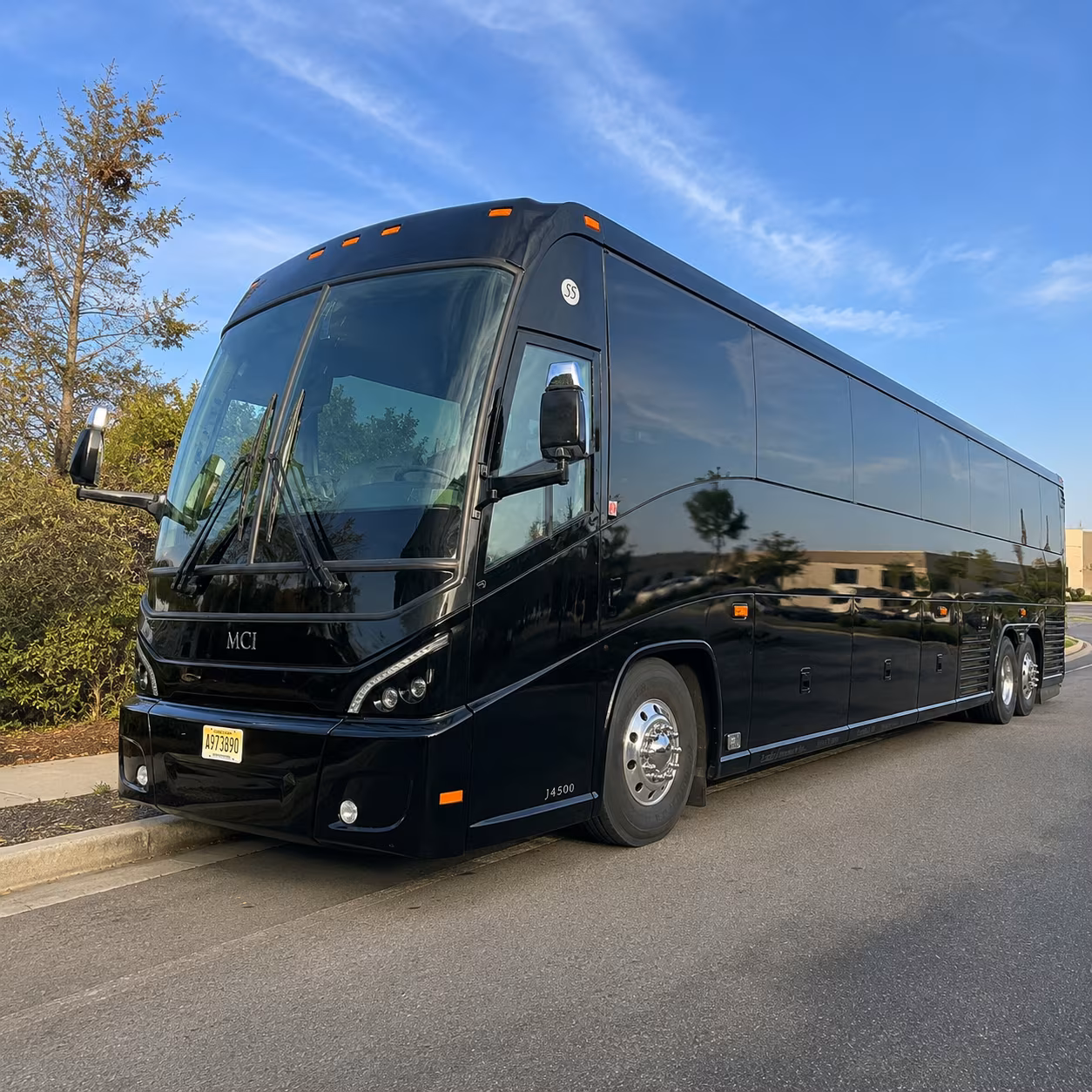 weekly worship shuttle buses for greeley congregations